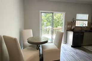 1137 Liberty Pkwy NW, Atlanta, GA 30318 - Photo 6