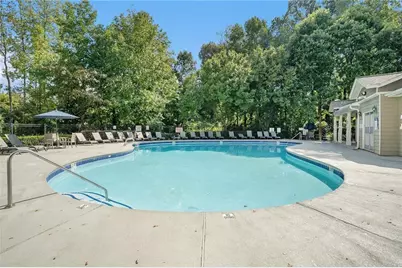 1137 Liberty Parkway NW, Atlanta, GA 30318 - Photo 28