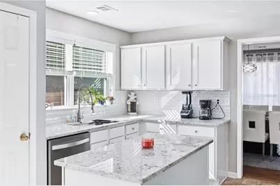 2407 Traywick Chase, Alpharetta, GA 30004 - Photo 8