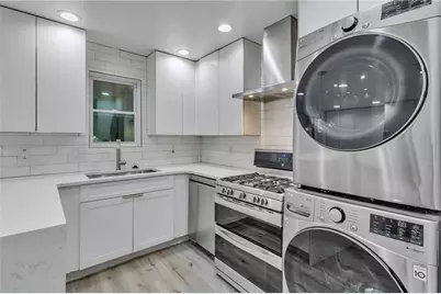 5641 Kingsport Drive #8, Atlanta, GA 30342 - Photo 1