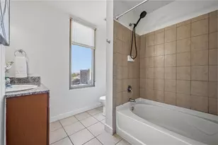 565 Peachtree Street NE, Atlanta, GA 30308 - Photo 20