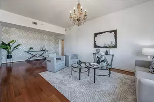 565 Peachtree Street NE, Atlanta, GA 30308 - Photo 10
