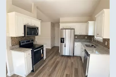 311 Anchors Way, Winder, GA 30680 - Photo 2