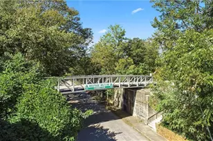 662 Cameron M Alexander Blvd NW, Atlanta, GA 30318 - Photo 22