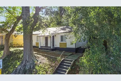 662 Cameron M Alexander Boulevard NW, Atlanta, GA 30318 - Photo 2