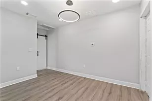 662 Cameron M Alexander Blvd NW, Atlanta, GA 30318 - Photo 16