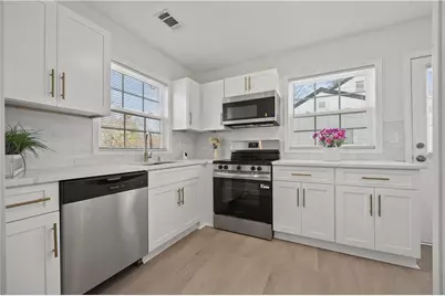 1344 Bluefield Drive SW, Atlanta, GA 30310 - Photo 6