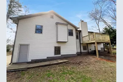 2907 Emerald Lane, Acworth, GA 30102 - Photo 8