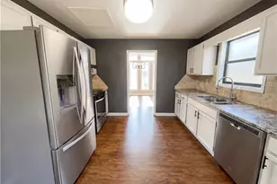 2907 Emerald Ln, Acworth, GA 30102 - Photo 2