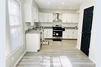 4977 Wynhurst Way, Stone Mountain, GA 30088 - Photo 18