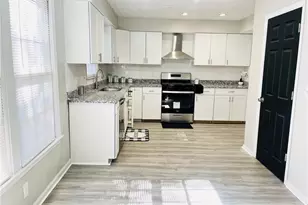 4977 Wynhurst Way, Stone Mountain, GA 30088 - Photo 18