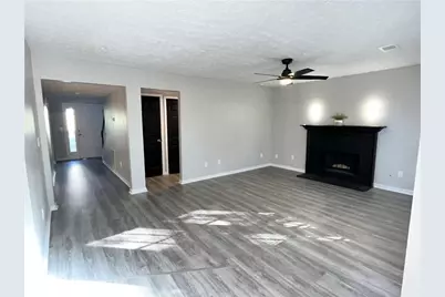 4977 Wynhurst Way, Stone Mountain, GA 30088 - Photo 2