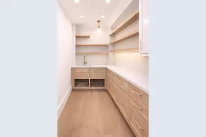 6043 Bluewater Boulevard, Gainesville, GA 30506 - Photo 8