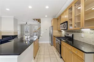 211 Merritts Ave NW, Atlanta, GA 30313 - Photo 10