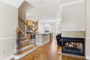 211 Merritts Ave NW, Atlanta, GA 30313 - Photo 8