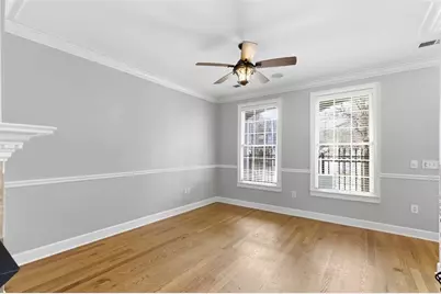 211 Merritts Avenue NW, Atlanta, GA 30313 - Photo 4