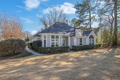 200 Blue Spruce Circle, Alpharetta, GA 30005 - Photo 2
