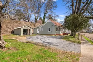 51 First St, Trion, GA 30753 - Photo 4