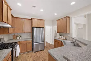 436 Cherry Tree Ln, Marietta, GA 30066 - Photo 4