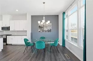 3317 Park Pointe Cir, Scottdale, GA 30079 - Photo 8