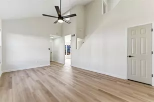 2263 Wellington Cir, Lithonia, GA 30058 - Photo 4