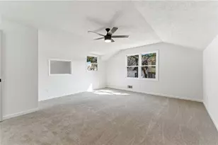 2263 Wellington Cir, Lithonia, GA 30058 - Photo 16