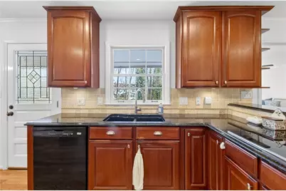 4979 Vernon Oaks Drive, Atlanta, GA 30338 - Photo 12