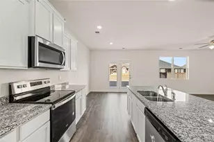 408 Teamon Pointe Dr, Griffin, GA 30223 - Photo 10