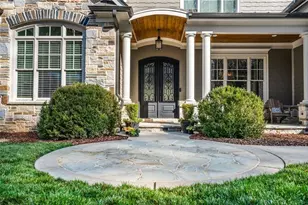 2678 Boulder Creek Dr, Roswell, GA 30075 - Photo 2