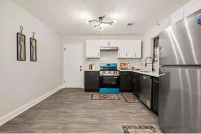 8185 Englewood Trail, Riverdale, GA 30274 - Photo 10