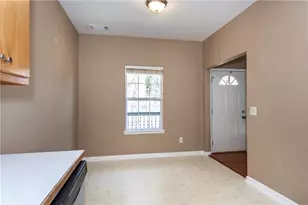 5385 Renault St, Cumming, GA 30041 - Photo 8