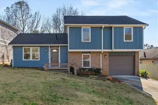4933 Parkwest Dr, Stone Mountain, GA 30088 - Photo 2