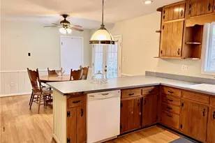 4615 Cresant Ln, Douglasville, GA 30135 - Photo 6