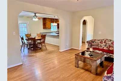 4615 Cresant Lane, Douglasville, GA 30135 - Photo 10