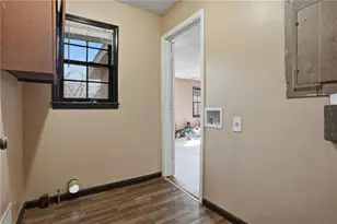 5825 Golden West Trail SW, Lilburn, GA 30047 - Photo 38