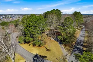 5825 Golden West Trail SW, Lilburn, GA 30047 - Photo 42