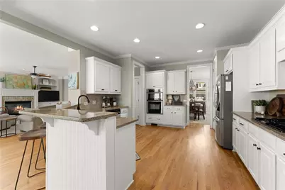 6049 Grand Reunion Drive, Hoschton, GA 30548 - Photo 16