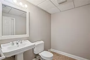 250 Enclave Cir, Atlanta, GA 30342 - Photo 38