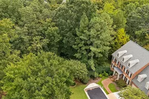 250 Enclave Cir, Atlanta, GA 30342 - Photo 2