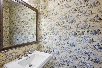 250 Enclave Circle, Atlanta, GA 30342 - Photo 16