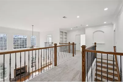 250 Enclave Circle, Atlanta, GA 30342 - Photo 22