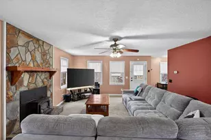 1029 Laurel Lake Dr, Ball Ground, GA 30107 - Photo 8