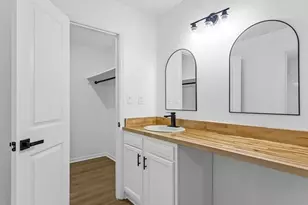 5419 Fieldgreen Dr, Stone Mountain, GA 30088 - Photo 6