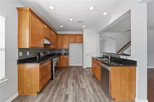 2760 Amalfi Way, Lawrenceville, GA 30044 - Photo 10