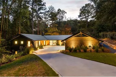 585 Amberidge Trail, Atlanta, GA 30328 - Photo 4