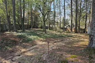 8425 Falling Rocks Way, Lithonia, GA 30058 - Photo 28