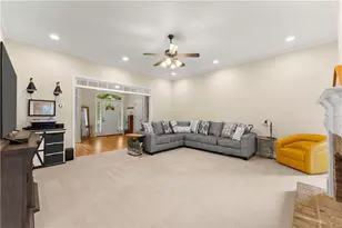 825 Mill Garden Pl, Cumming, GA 30040 - Photo 6