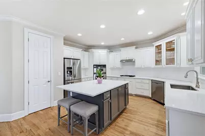 5110 Parkwood Oaks Lane, Smyrna, GA 30126 - Photo 8