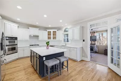 5110 Parkwood Oaks Lane, Smyrna, GA 30126 - Photo 10