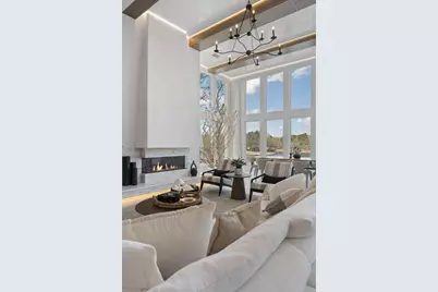 2746 Emerald Drive, Jonesboro, GA 30236 - Photo 10